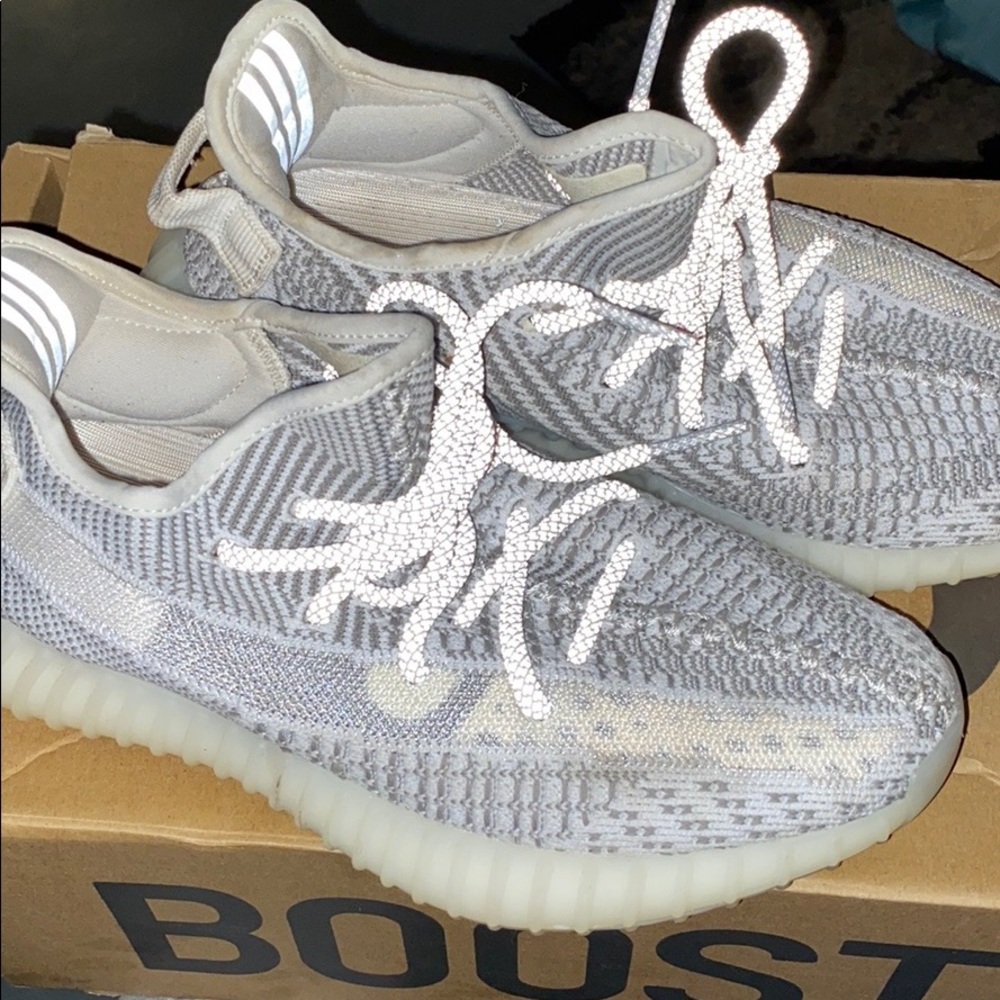 Yezzy boost 250 static comes with original box